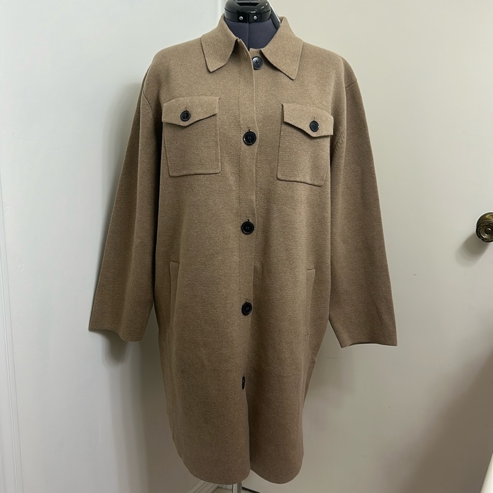 NWT BANANA REPUBLIC LONG SHACKET COAT SZ L